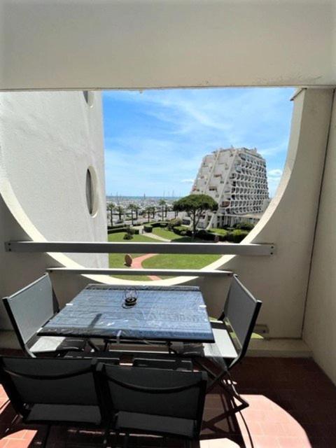Proche Port T2 Pour 4 Personnes N1 39 * La Grande-Motte